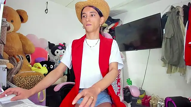 Snapshot of Lawrncesofiets chatting on November 13, 2025, 5:50 pm Lawrncesofiets online show from November 13, 2025, 5:50 pm