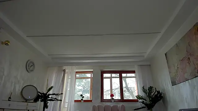 TiffanyHouston  online show from March 14, 2025, 11:34 am