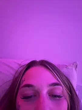 Snapshot of chloetease chatting on January 6, 2025, 1:31 am chloetease online show from January 6, 2025, 1:31 am