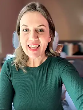 MaiseKnox online show from March 14, 2026, 6:03 pm