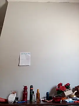 Snapshot of vivifernades chatting on October 10, 2025, 2:40 pm vivifernades online show from October 10, 2025, 2:40 pm