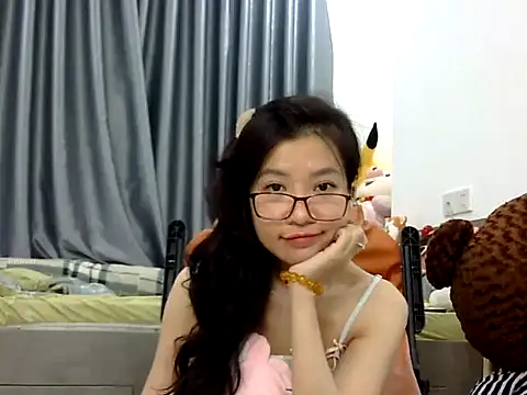 Snapshot of Cute_Ruby01 chatting on December 29, 2024, 2:10 pm Cute Ruby01 online show from December 29, 2024, 2:10 pm