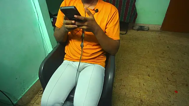 Snapshot of Tamil_KD chatting on October 27, 2025, 5:58 pm Tamil KD online show from October 27, 2025, 5:58 pm