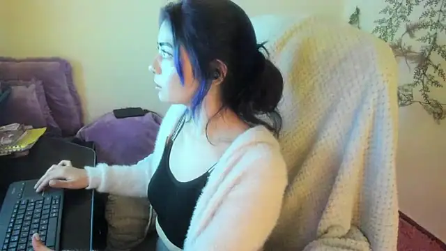 Sammysammy  online show from November 7, 2025, 7:13 am