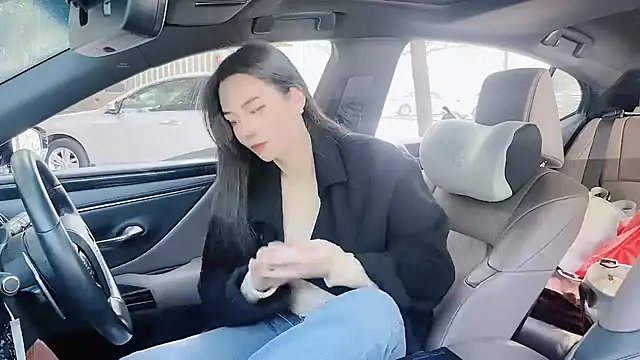 Snapshot of orla2021 chatting on January 6, 2025, 3:42 am orla2021 online show from January 6, 2025, 3:42 am