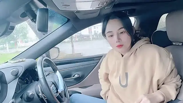 Snapshot of orla2021 chatting on October 19, 2025, 12:57 am orla2021 online show from October 19, 2025, 12:57 am