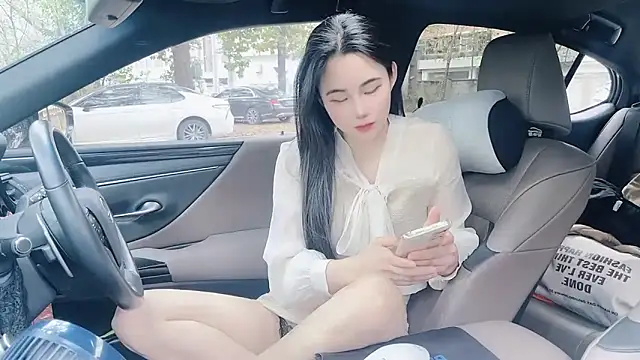 Snapshot of orla2021 chatting on February 27, 2025, 4:24 am orla2021 online show from February 27, 2025, 4:24 am