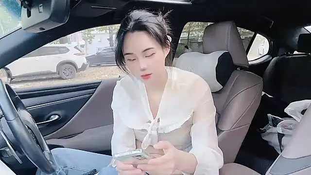 Snapshot of orla2021 chatting on January 1, 2025, 12:32 am orla2021 online show from January 1, 2025, 12:32 am