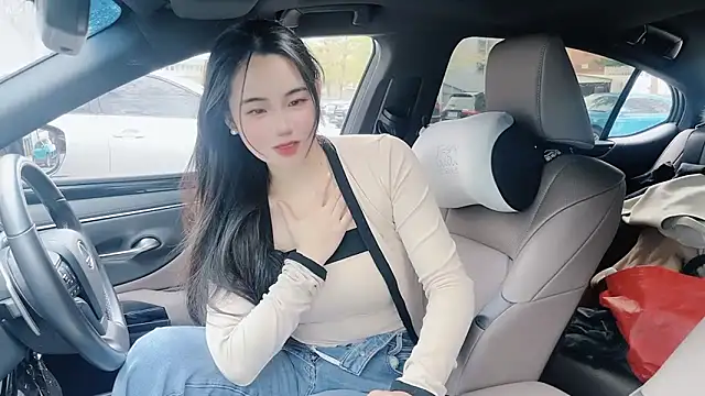 Snapshot of orla2021 chatting on March 18, 2025, 1:24 am orla2021 online show from March 18, 2025, 1:24 am