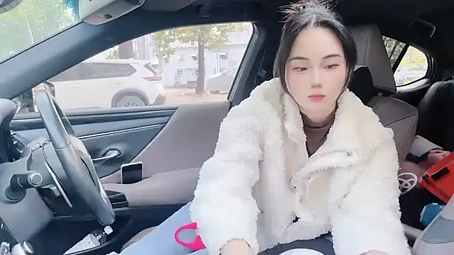 Snapshot of orla2021 chatting on December 24, 2024, 12:44 am orla2021 online show from December 24, 2024, 12:44 am