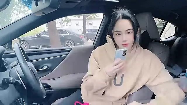 Snapshot of orla2021 chatting on December 12, 2024, 12:38 am orla2021 online show from December 12, 2024, 12:38 am