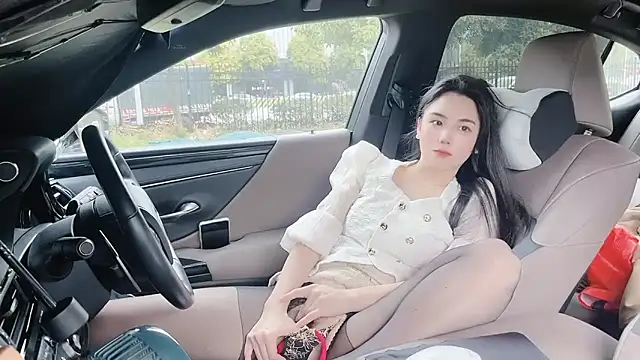 Snapshot of orla2021 chatting on December 26, 2024, 6:52 am orla2021 online show from December 26, 2024, 6:52 am