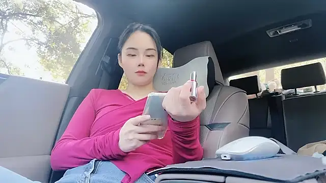 Snapshot of orla2021 chatting on December 29, 2024, 3:54 am orla2021 online show from December 29, 2024, 3:54 am