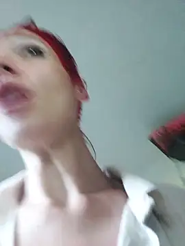 JoLeNe27 online show from May 27, 2026, 4:58 pm