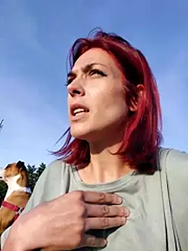 JoLeNe27 online show from April 19, 2026, 4:41 pm