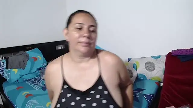 sexxy ticki online show from February 5, 2025, 2:08 am