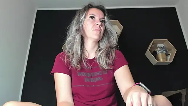 Alesys69 online show from September 27, 2025, 10:05 pm