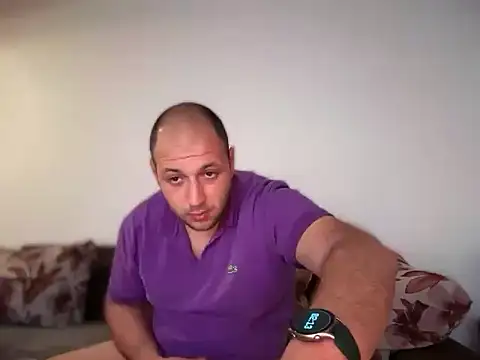 Flakka95 online show from April 20, 2026, 12:13 am