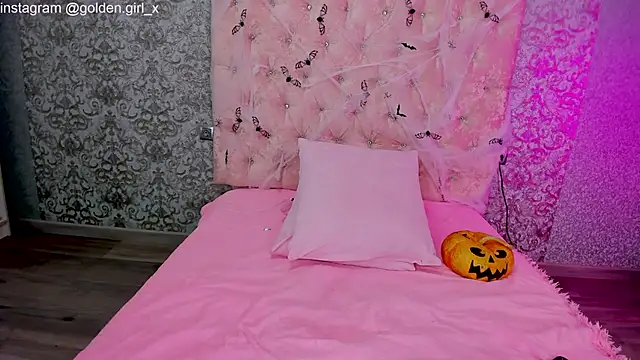 Akilla Queen online show from November 3, 2025, 1:55 am