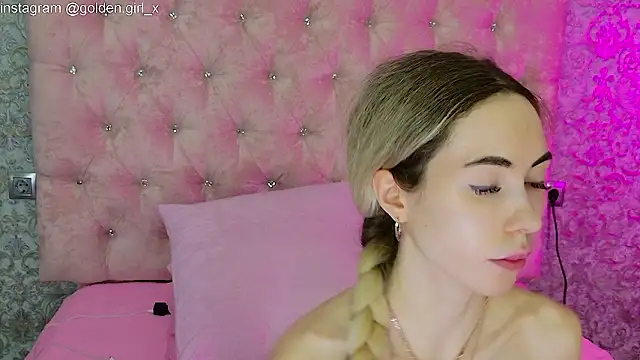 Akilla Queen online show from February 1, 2026, 2:10 am