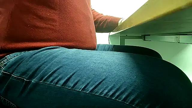 Snapshot of 69bezfleku chatting on January 14, 2026, 6:39 am 69bezfleku online show from January 14, 2026, 6:39 am