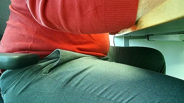 Snapshot of 69bezfleku chatting on December 19, 2025, 11:23 am 69bezfleku online show from December 19, 2025, 11:23 am