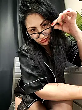 charrlote love online show from February 4, 2025, 5:55 pm