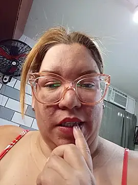 Snapshot of Johana_bbw chatting on September 22, 2025, 8:37 pm Johana bbw online show from September 22, 2025, 8:37 pm