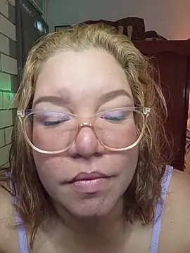 Snapshot of Johana_bbw chatting on October 17, 2025, 7:15 pm Johana bbw online show from October 17, 2025, 7:15 pm