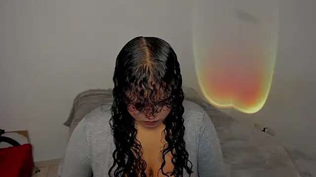 Dephne   online show from April 7, 2026, 11:45 am