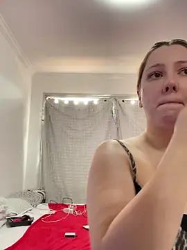 Snapshot of Patriciamoura69 chatting on December 18, 2024, 5:10 pm Patriciamoura69 online show from December 18, 2024, 5:10 pm