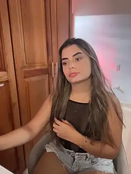 Miss valeriaa online show from April 14, 2026, 8:58 pm