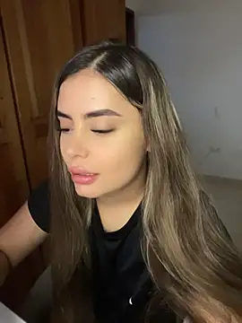 Snapshot of Miss_valeriaa chatting on April 26, 2026, 10:18 pm Miss valeriaa online show from April 26, 2026, 10:18 pm