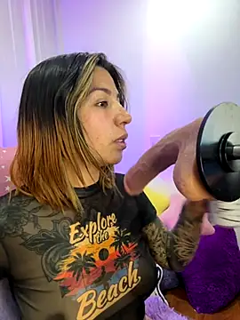 Snapshot of _antonella_dreamss chatting on October 5, 2025, 12:12 am antonella dreamss online show from October 5, 2025, 12:12 am