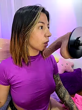 Snapshot of _antonella_dreamss chatting on October 11, 2025, 3:18 am antonella dreamss online show from October 11, 2025, 3:18 am