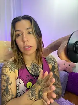 Snapshot of _antonella_dreamss chatting on November 5, 2025, 5:21 am antonella dreamss online show from November 5, 2025, 5:21 am