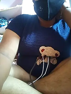 teddy-143 online show from February 15, 2026, 7:42 am