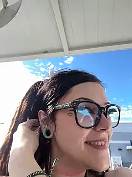 BlaizeyBBy online show from September 30, 2025, 11:00 pm