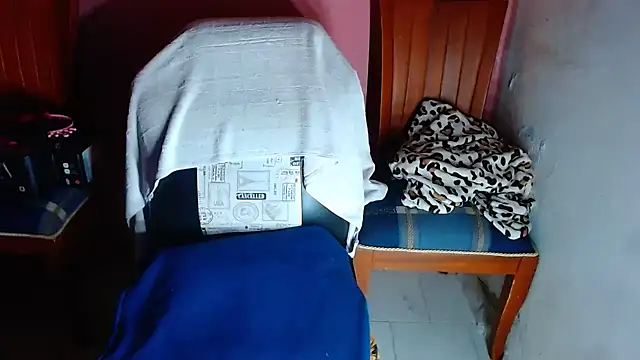 katrina26 online show from December 27, 2024, 7:14 pm