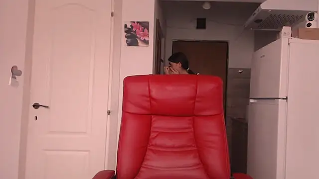 simyhvn online show from March 29, 2026, 1:02 pm