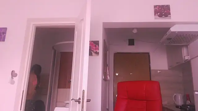 Snapshot of simyhvn chatting on November 18, 2025, 7:33 am simyhvn online show from November 18, 2025, 7:33 am