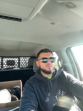 Snapshot of Ozzy420_ chatting on February 2, 2026, 7:02 pm Ozzy420 online show from February 2, 2026, 7:02 pm