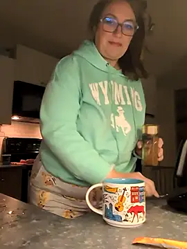 Canadian BBW online show from January 7, 2026, 3:06 pm