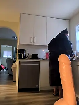 Snapshot of Canadian_BBW chatting on March 15, 2025, 3:59 pm Canadian BBW online show from March 15, 2025, 3:59 pm