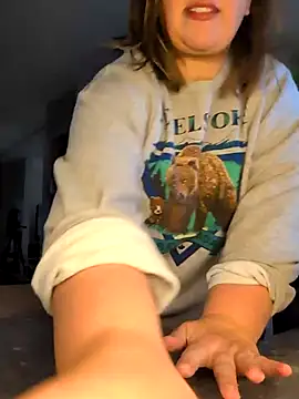 Snapshot of Canadian_BBW chatting on November 26, 2025, 11:16 pm Canadian BBW online show from November 26, 2025, 11:16 pm