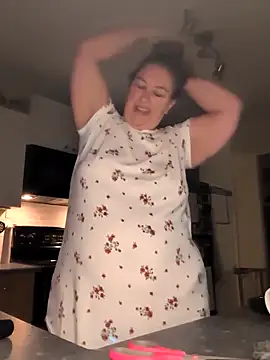 Snapshot of Canadian_BBW chatting on November 30, 2025, 3:13 pm Canadian BBW online show from November 30, 2025, 3:13 pm