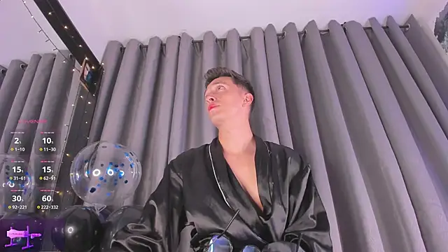 Thiago jones online show from November 19, 2025, 10:32 pm