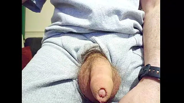 hairyuncut00 online show from December 22, 2025, 5:02 pm