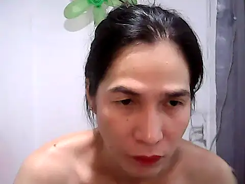 Snapshot of BigDickTrans chatting on April 29, 2026, 11:58 am BigDickTrans online show from April 29, 2026, 11:58 am