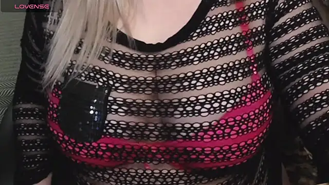 Nimphotease online show from April 1, 2026, 7:53 am